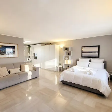 Bozzi Luxury Aparthotel Bari